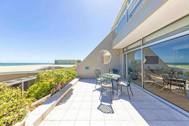 2 Bedroom Property for Sale in Dolphin Beach Western Cape